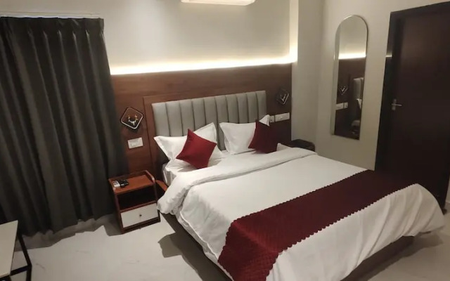 Vaishnavi Inn