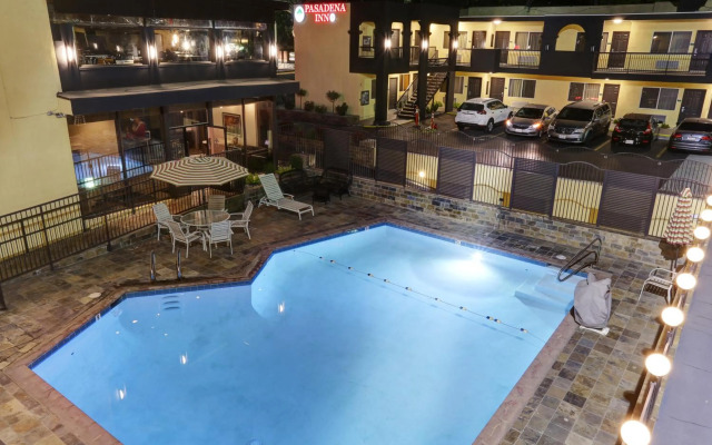 GreenTree Pasadena Inn