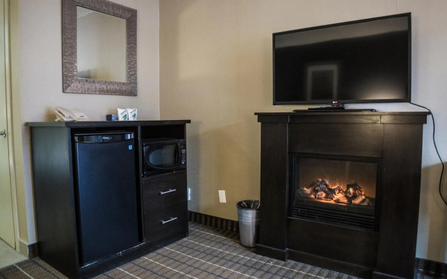 Mississauga Gate Inn