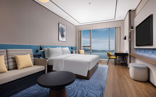 Hilton Garden Inn Shanwei Haibin Boulevard – Guest Rooms – Shanwei