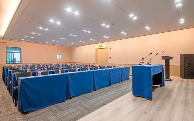 Lavande Hotel (Kunming Railway Station)