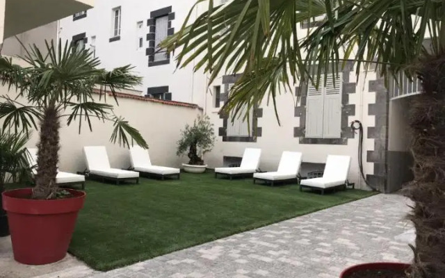 Logement haut de gamme jacuzzi sauna