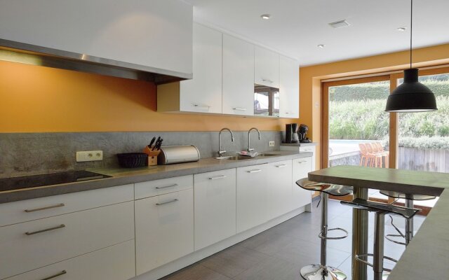 Attractive Holiday Home in Spa With Swimming Pool