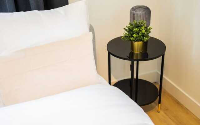 Serviced 1BR Apartments in Utrecht