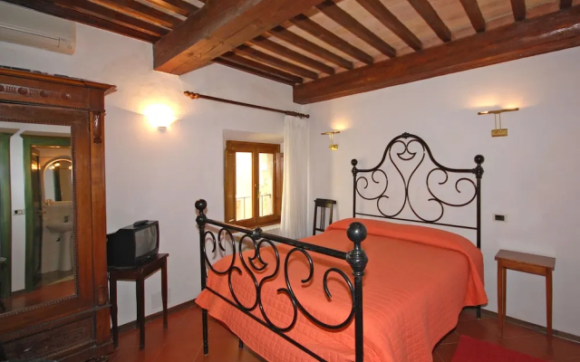 A La Casa Dei Potenti