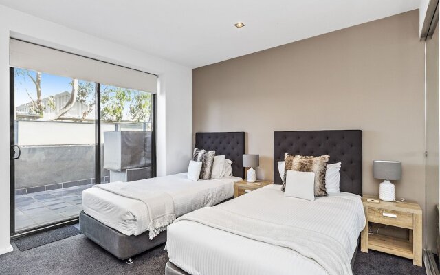 Boutique Stays- Catani Gardens
