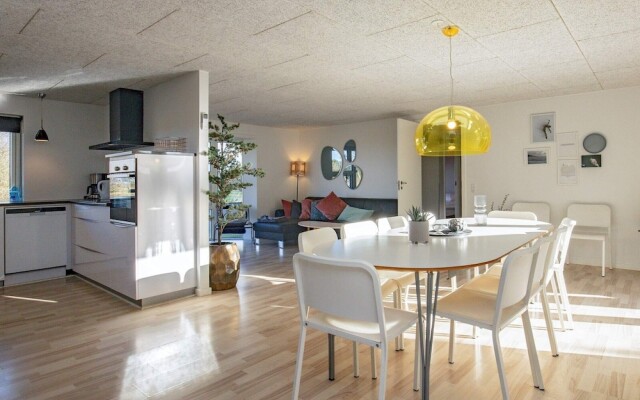 10 Person Holiday Home in Blavand