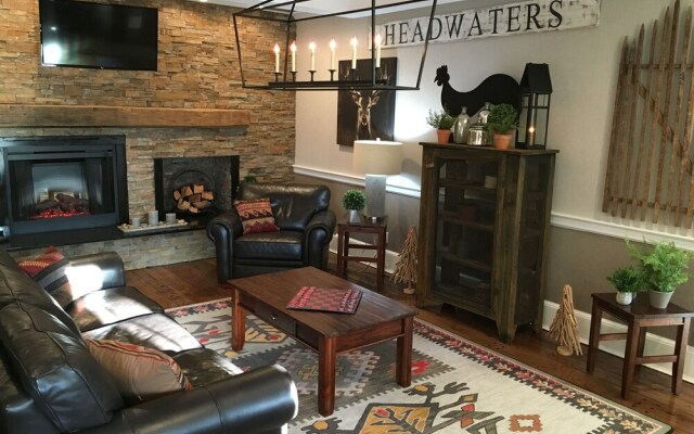 The Lodge at Headwaters