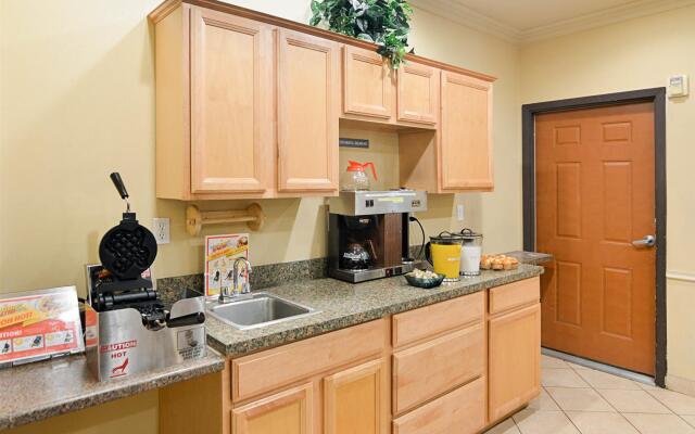 Rodeway Inn Carrollton I-35E