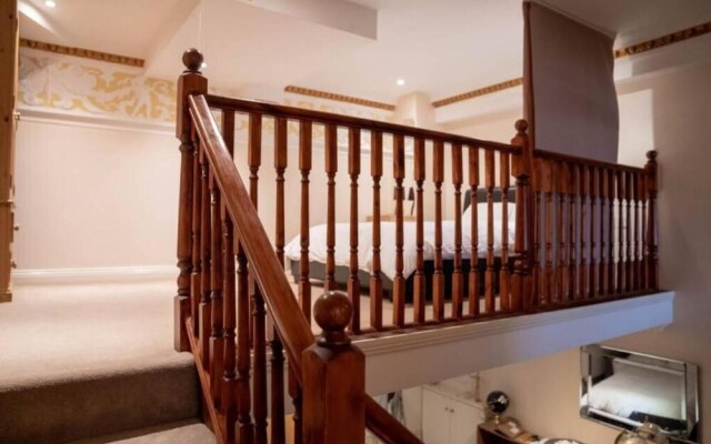 3-bed Apartment 5 Mins Walk to Boscombe Beach