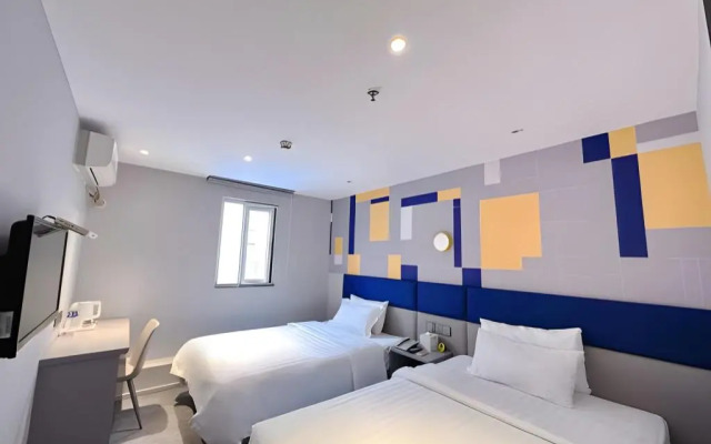 7 Days Inn Kunming Railway Station Branch