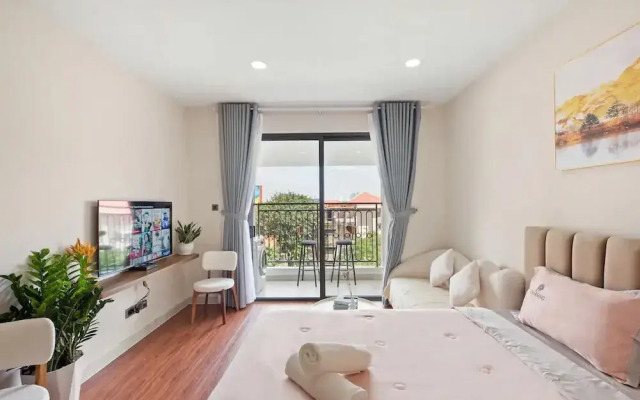 Saigon Royal View Residence & River