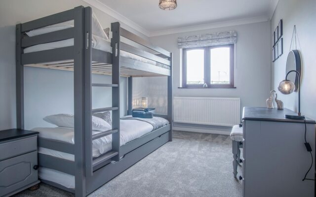 Springfield Lodge - 3 Bedroom Home - Princes Gate