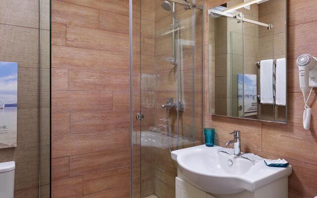 Business Residence & SPA