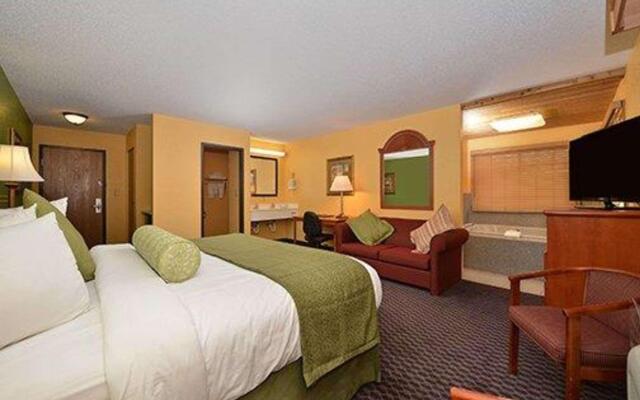 Quality Inn & Suites Grinnell near University