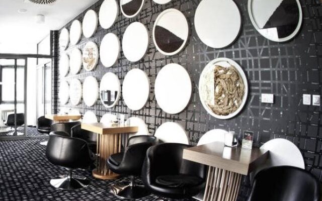 Business Hotel Astrum Laus