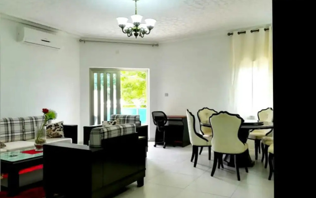 Bibiche House