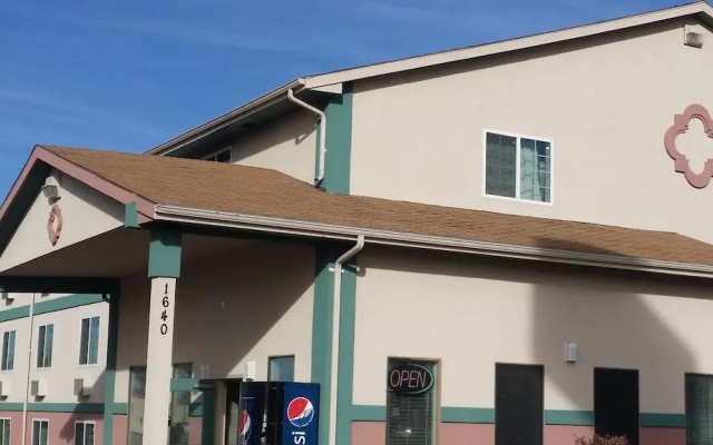 Value Inn & Suites