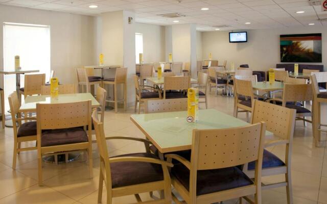 City Express Saltillo Sur