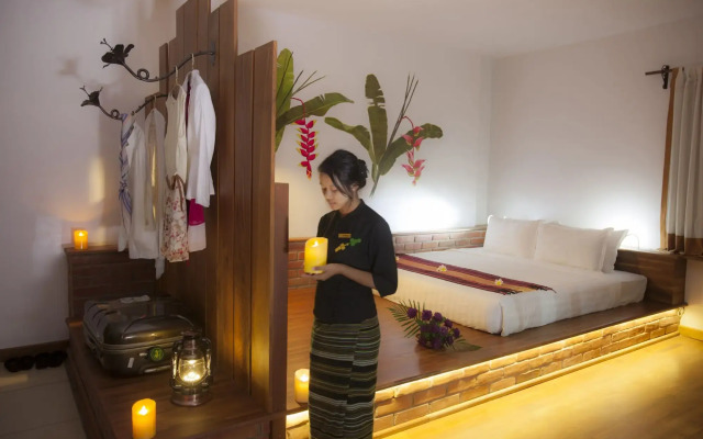 Thanakha Inle Hotel