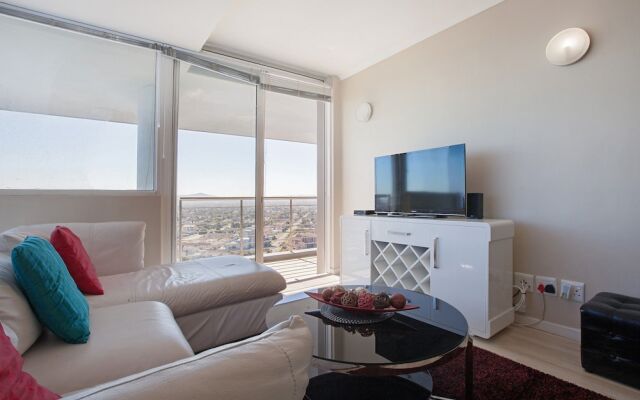 Horizon Bay 1206 by CTHA