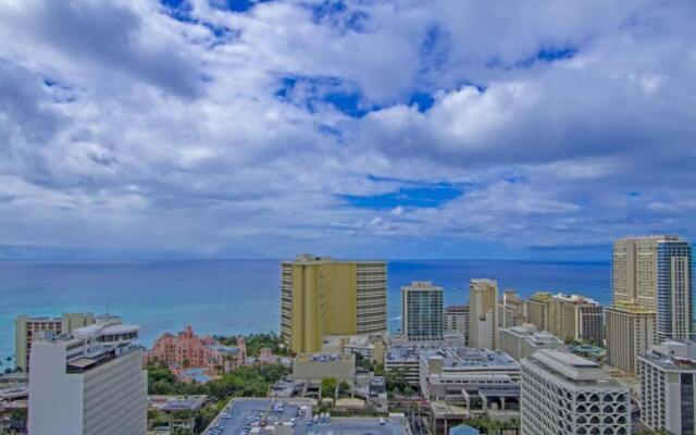 Royal Hawaiian Hospitality