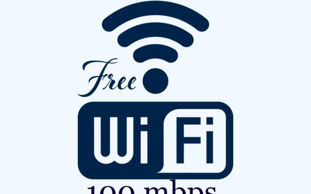 Sonias Central Jacuzzi Apartment