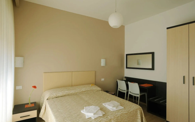 Honey Rooms