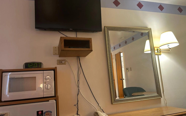 Oregon Trail Motel By Townhouse Ontario Or