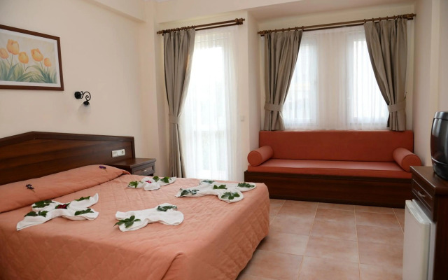 Karbel Beach Hotel