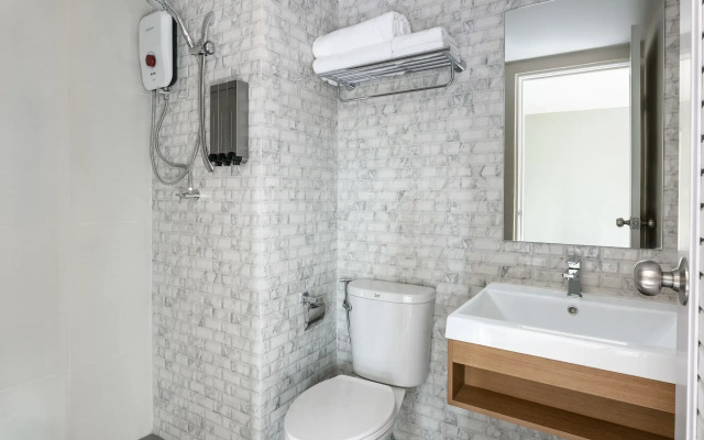 Travelier Hostel