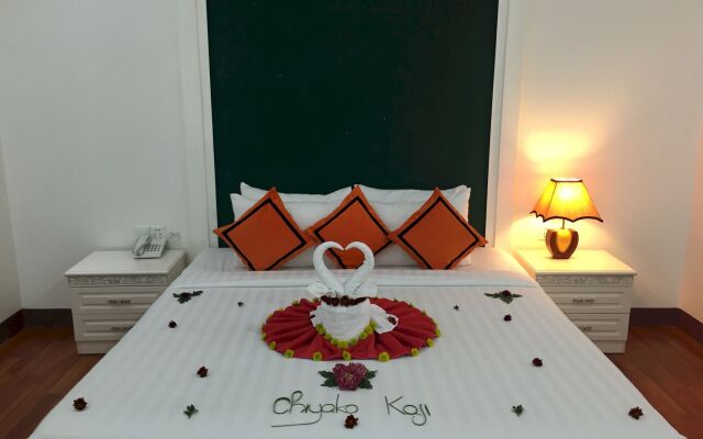 Rose Royal Suite