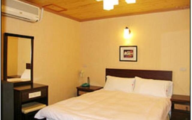 Fengmao Hotel