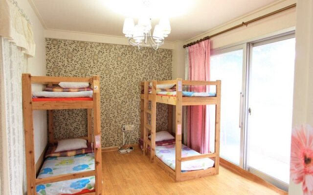 Haenuri Jungmun Guesthouse