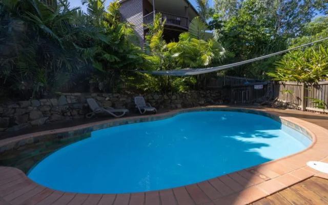 Shorelines 2 on Hamilton Island by HamoRent