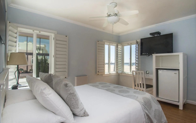 Venice on the Beach Hotel