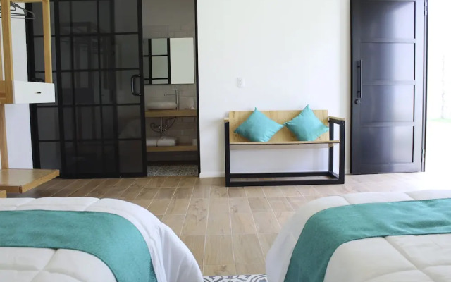 Lila & Co Hotel Boutique