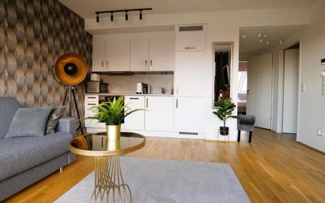 Luxurious living with beautiful terrace