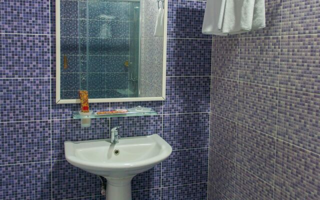 Two Seasons Boutique Hotel