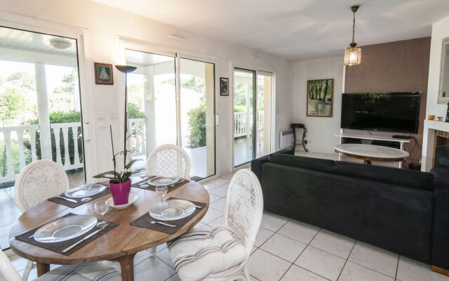 Holiday Home Eden Park