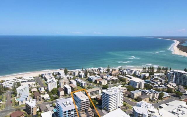 Canberra Heights Unit Two 35 Canberra Tce Kings Beach