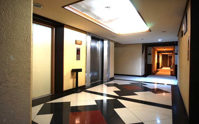 Benakutai Hotel and Apartemen