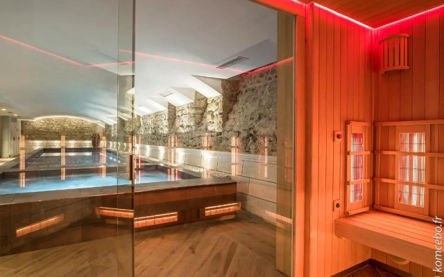 MADISON Saint Jean de Luz - Handwritten Collection