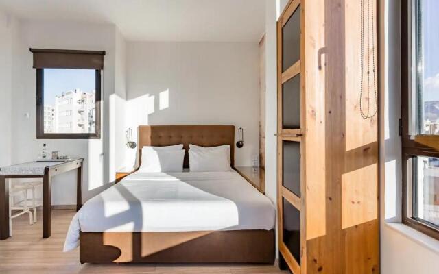Explore Nightlife Near an Apartment With an Acropolis View