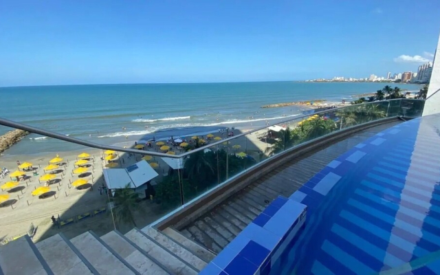 Moderno apartamento Frente al Mar