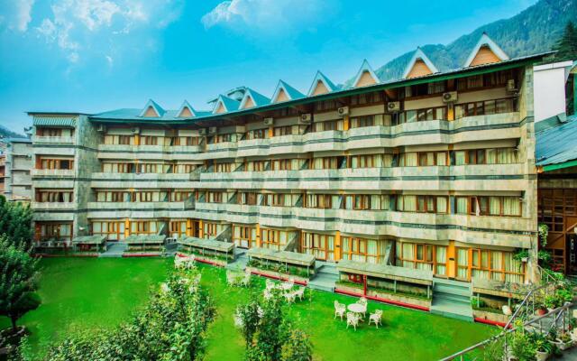 Piccadily Hotel Manali