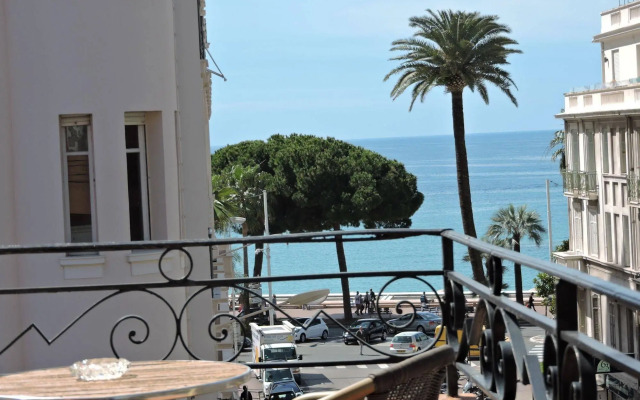 Hotel Regina Cannes