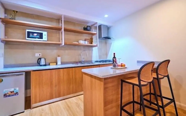 Blossom Service Apartment
