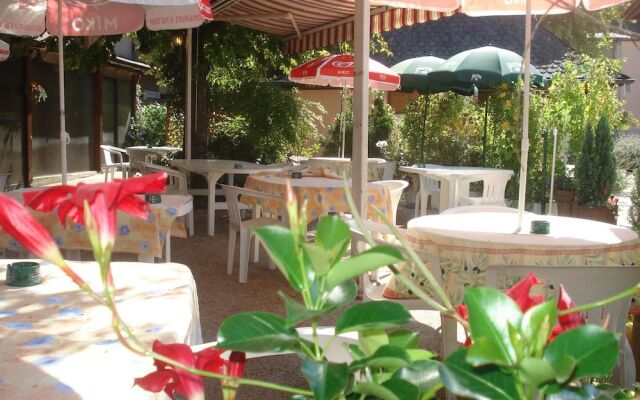 Auberge Aux Portes de Conques