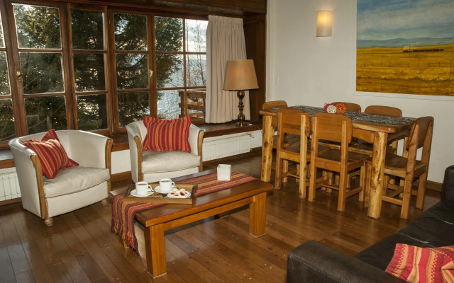 Pailahue Lodge & Cabañas